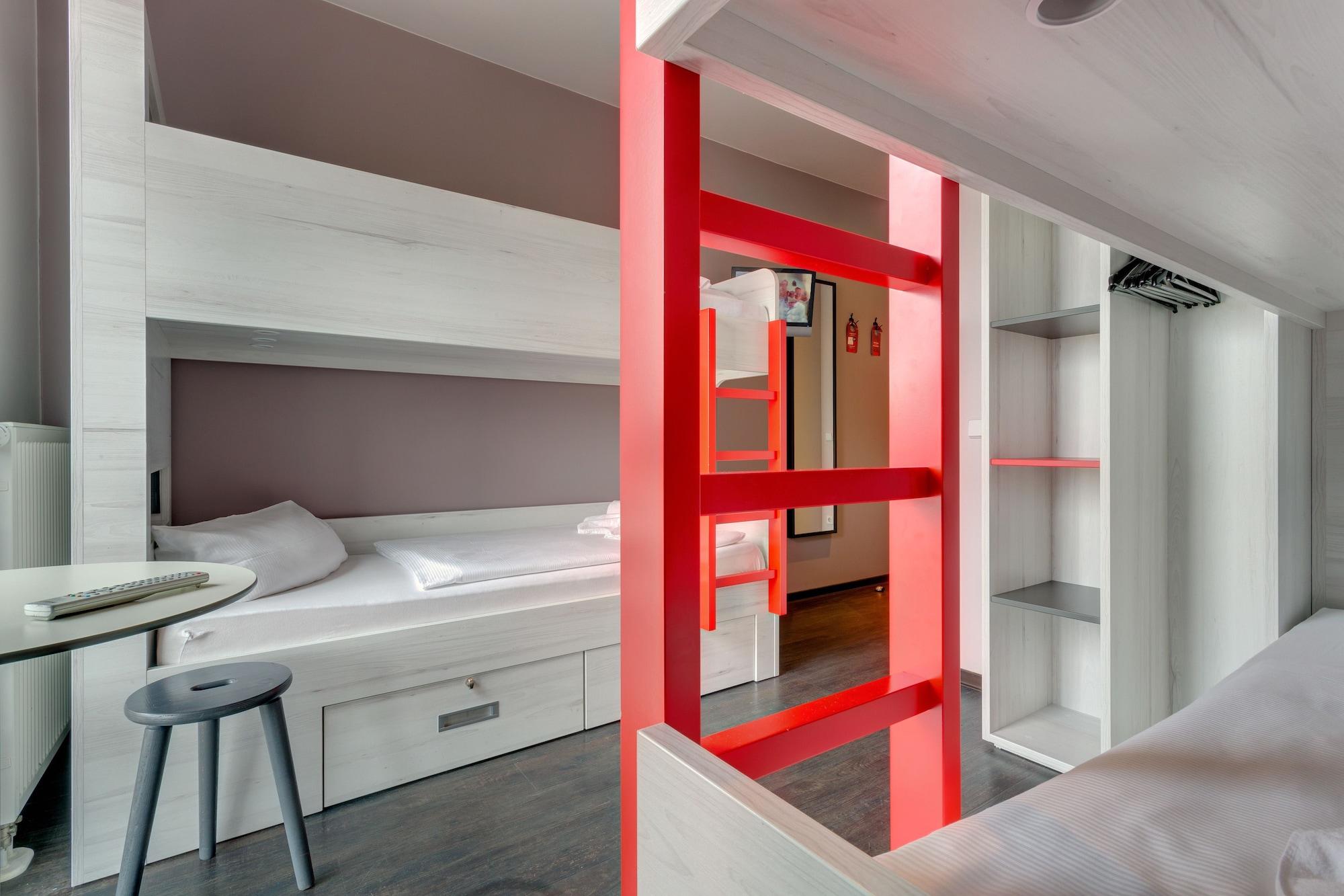 Meininger Alexanderplatz Hotell