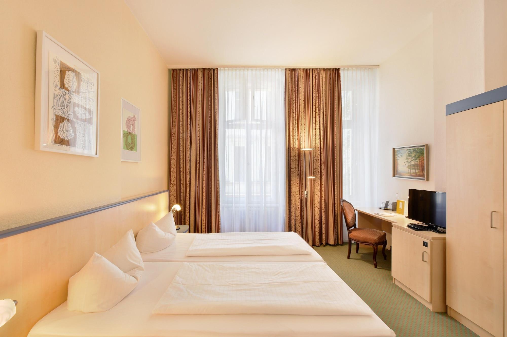 Tiergarten Hotell 3*