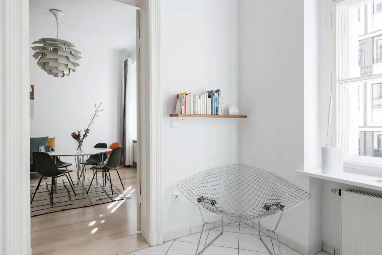 Apartment Luxury 2 Bedroom In The Heart Of Mitte,