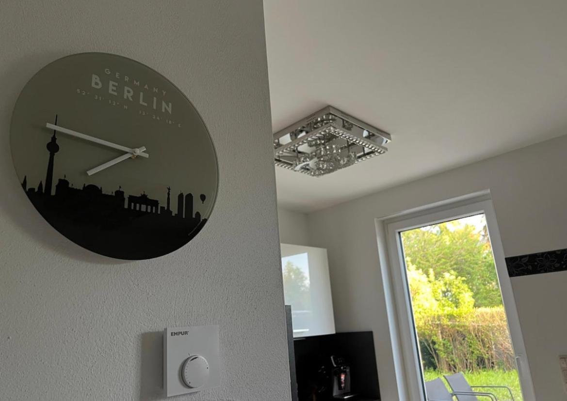 Semesterbostad Haushalfte Mit Garten, Kamin, Grill & Whirlpool Nahe Ber