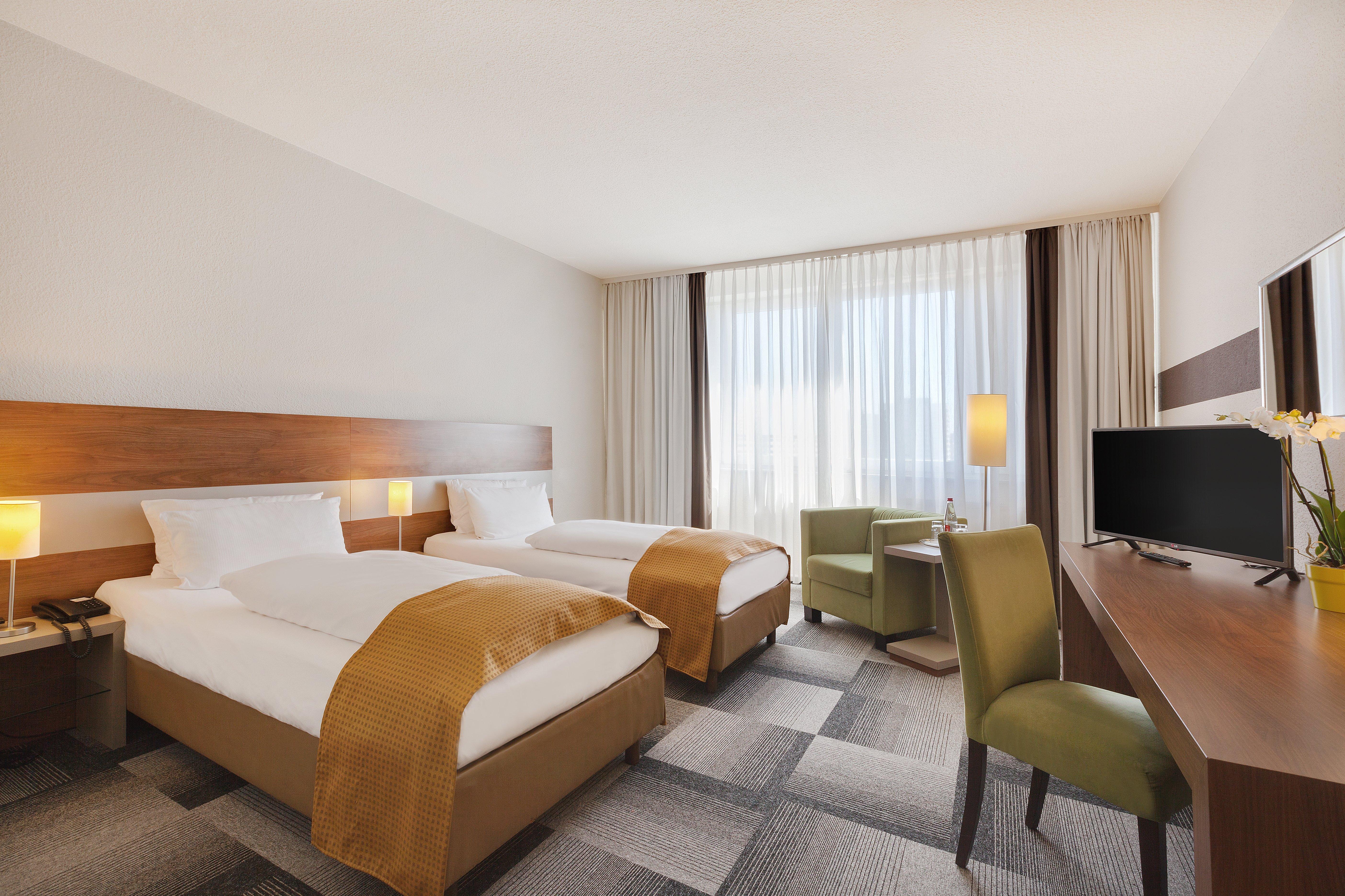 Hotell City-east Landsberger Allee, An Ihg 4*
