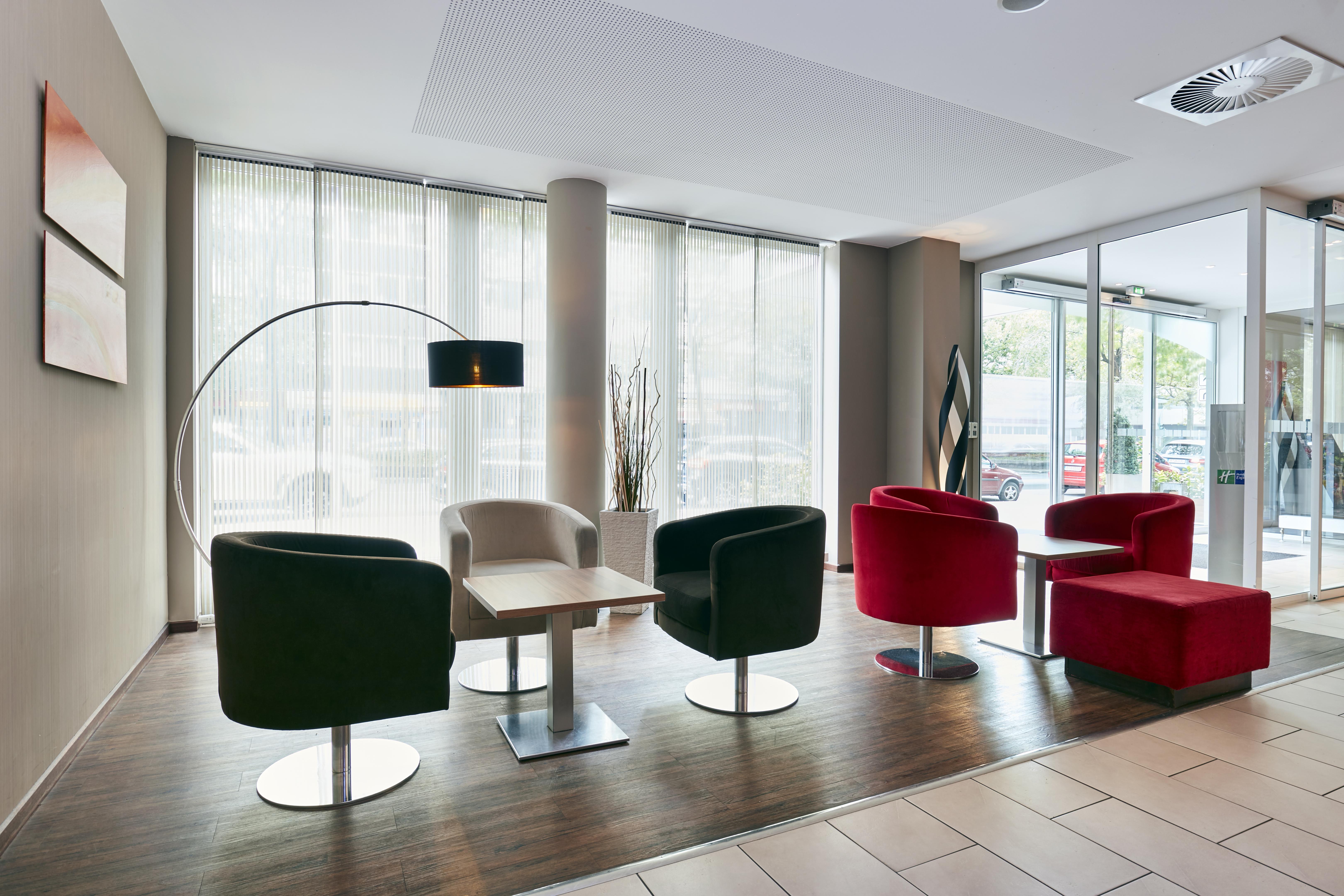 Express Centre West 3*