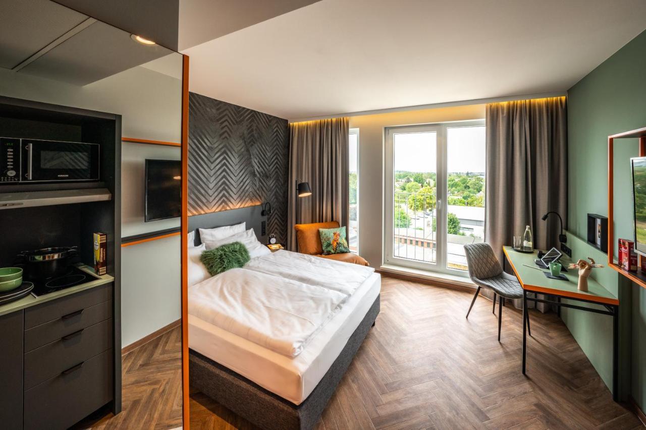 Loginn Airport Hotel