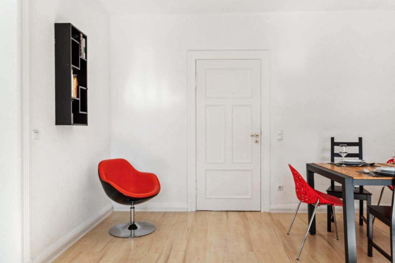 Lägenhet Bright 3-room Near Prenzlauer Berg *