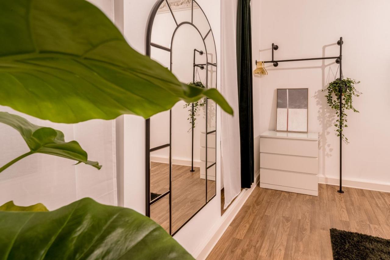 Leben Wie Ein Kreuzberger Altbau Charme Mit Stuck In Bester Kiezlage Lejlighed