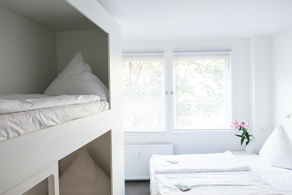Near Brandenburg Gate - Rooms&apartments Hostel