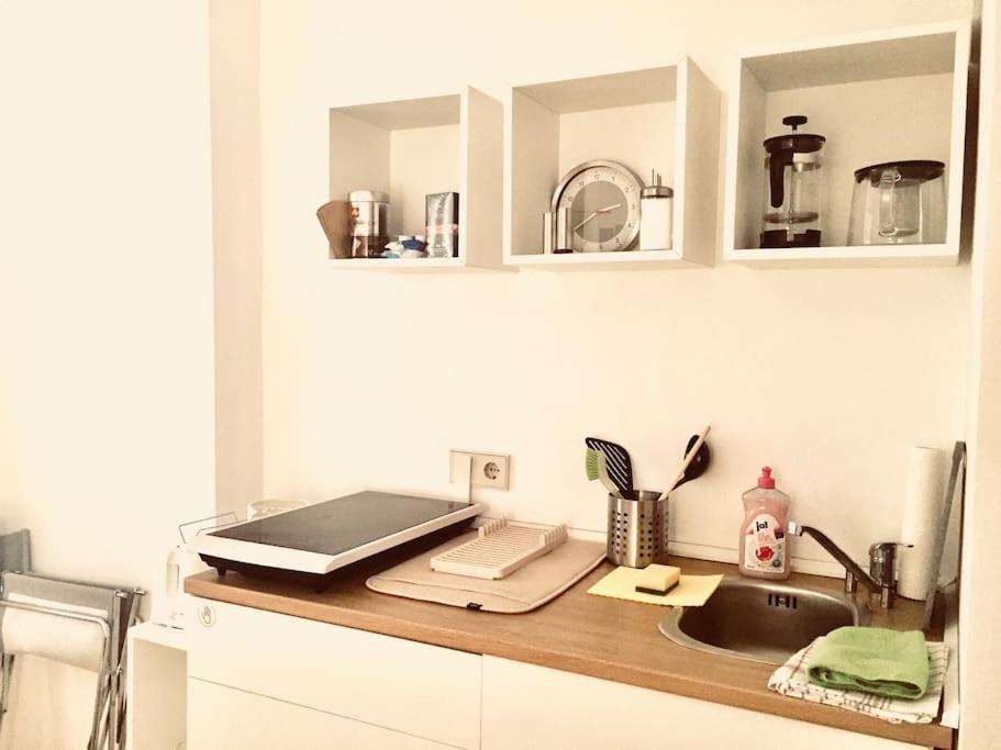 Ground Floor In In Charlottenburg Garden View Lejlighed *