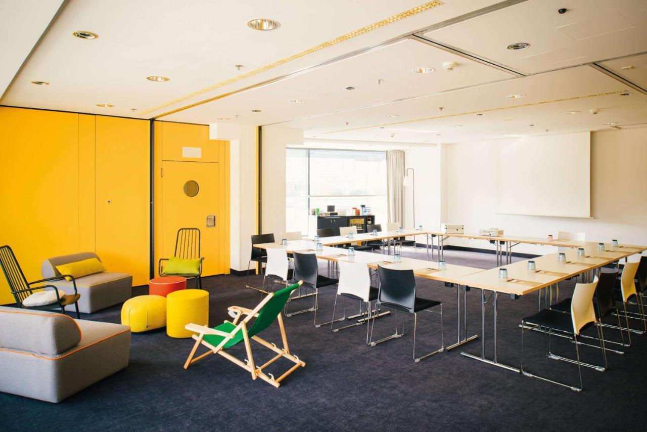 Hotel Vienna House Easy By Wyndham Prenzlauer Berg 3*