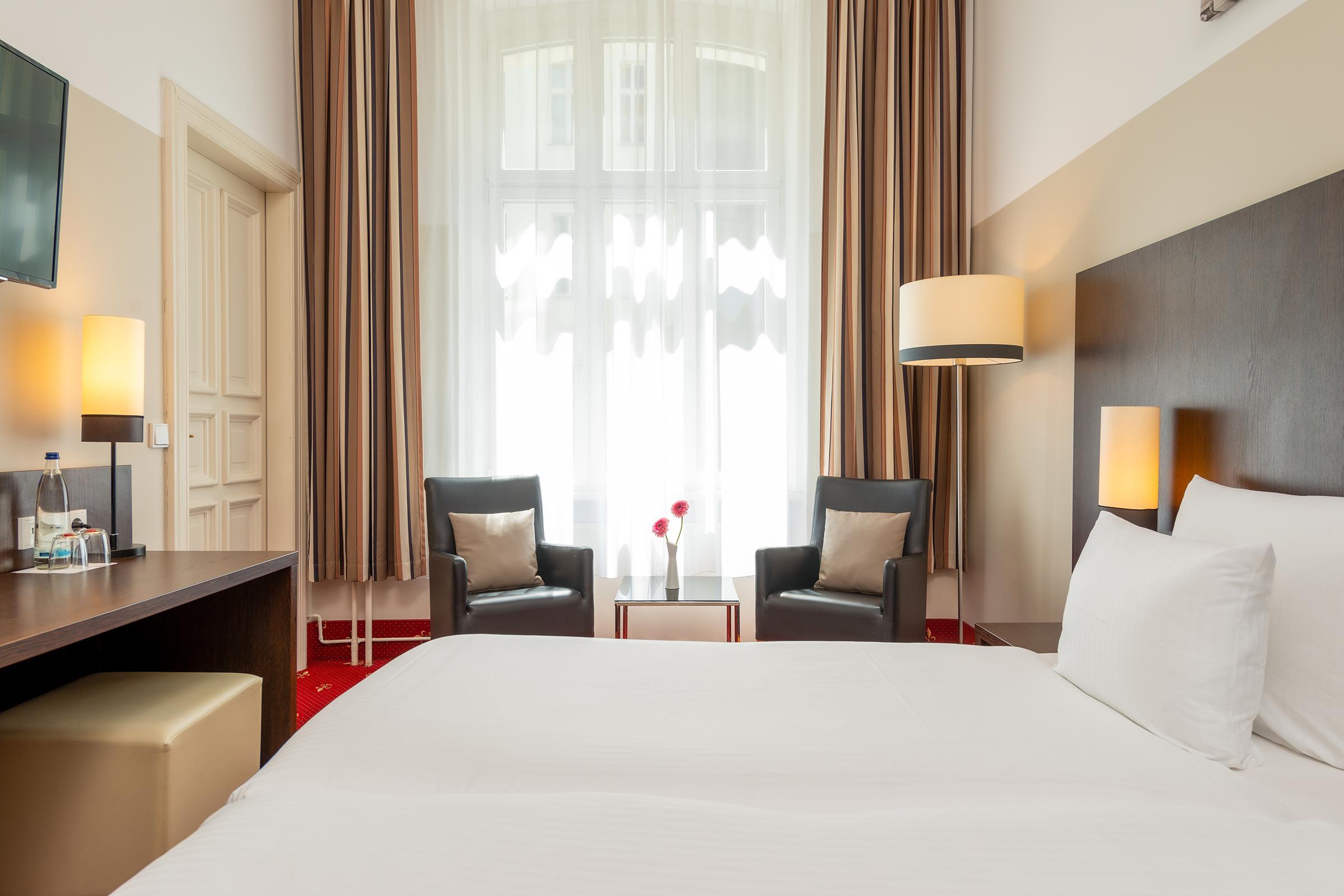 Hotel California Kurfürstendamm 35