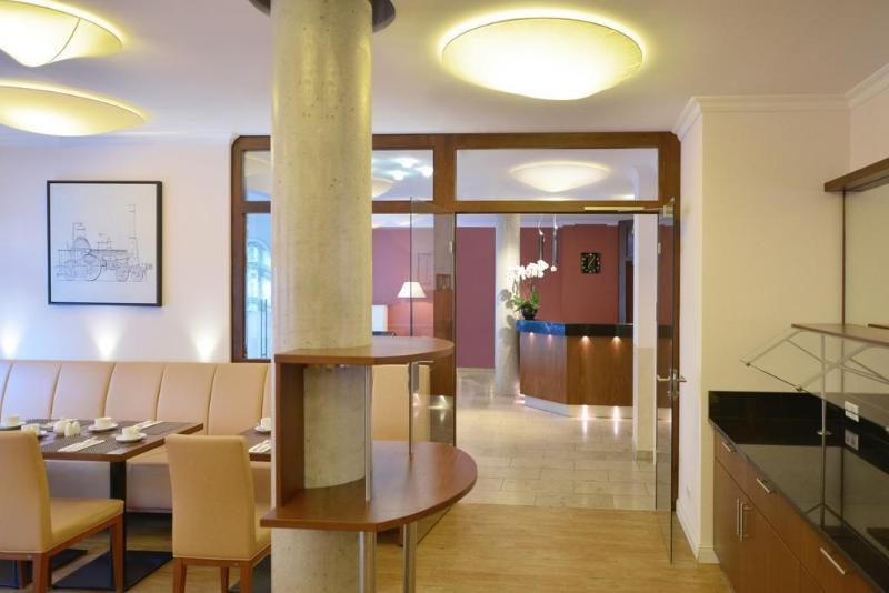 Adelante Boutique Hotel 4*