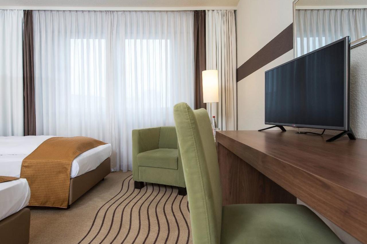 Hotell City-east Landsberger Allee, An Ihg