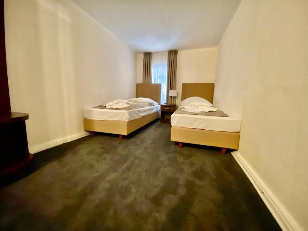 Bellevue Am Kurfürstendamm 3*