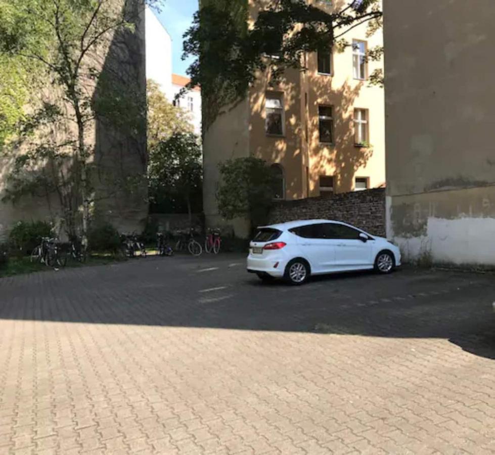 Lägenhet Designer With Terrace & Parking *