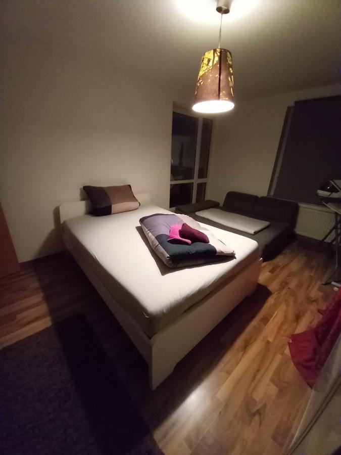 Appartement Tolle Private 2-zimmer Im Szene Berlin-friedrichshain *