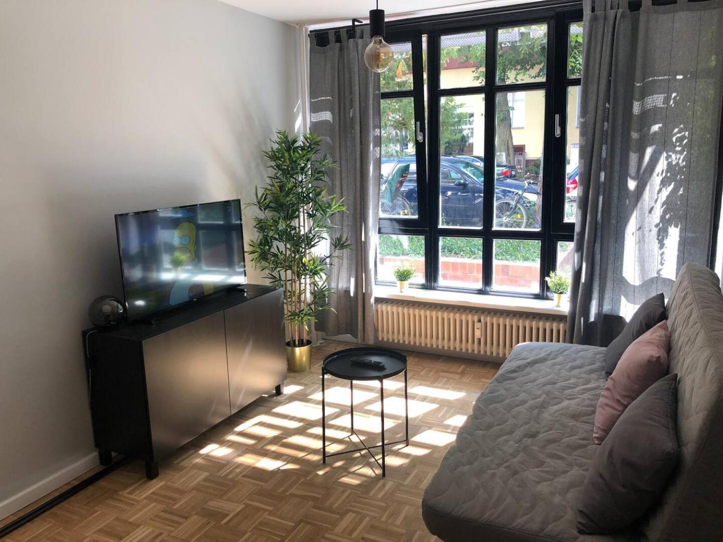 Duesseldorfer Str. 31a Apartment *