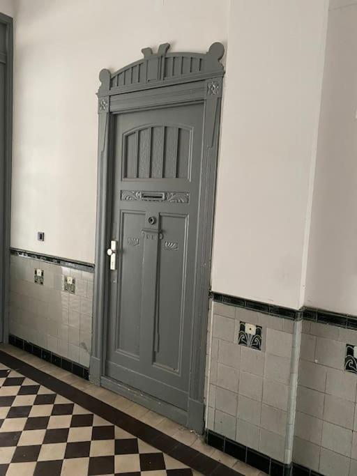 Apartment Art Nouveau Ap In Berlins Center *