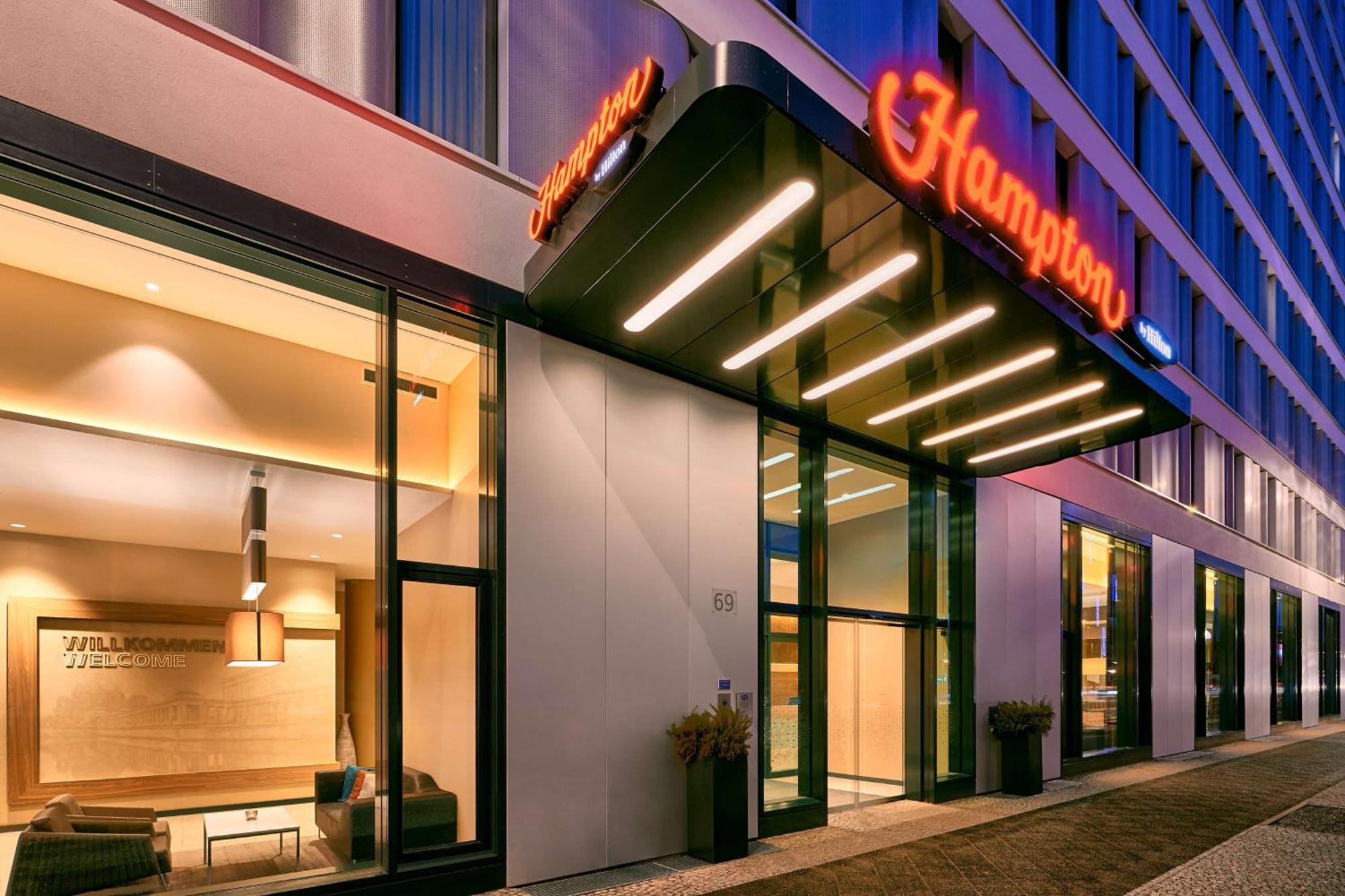 Hampton By Hilton Centre Alexanderplatz Hotell 3*