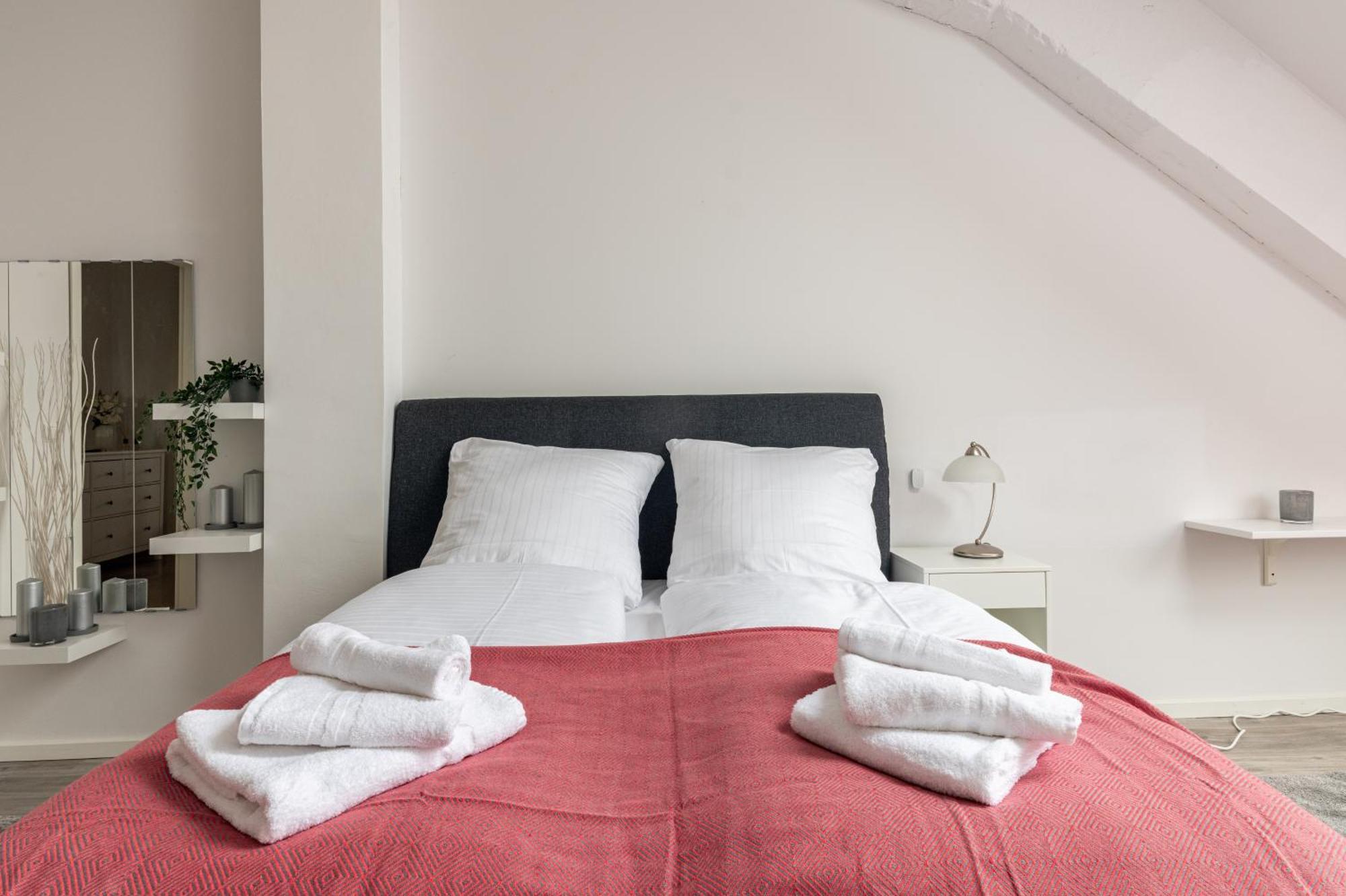 Appartement Mint Ueber Der Stadt Parken Kueche Wifi *