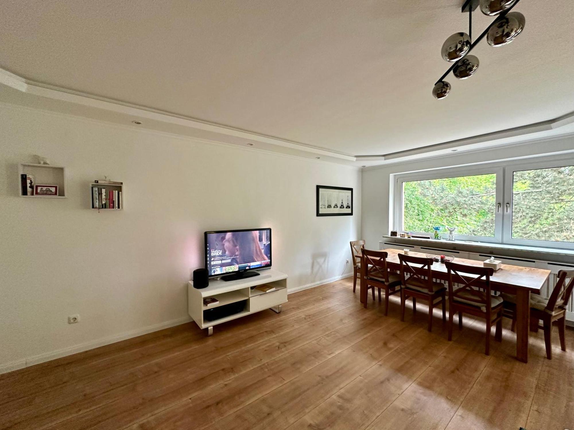 Southside - Kueche, Parkplatz, Balkon Apartment *
