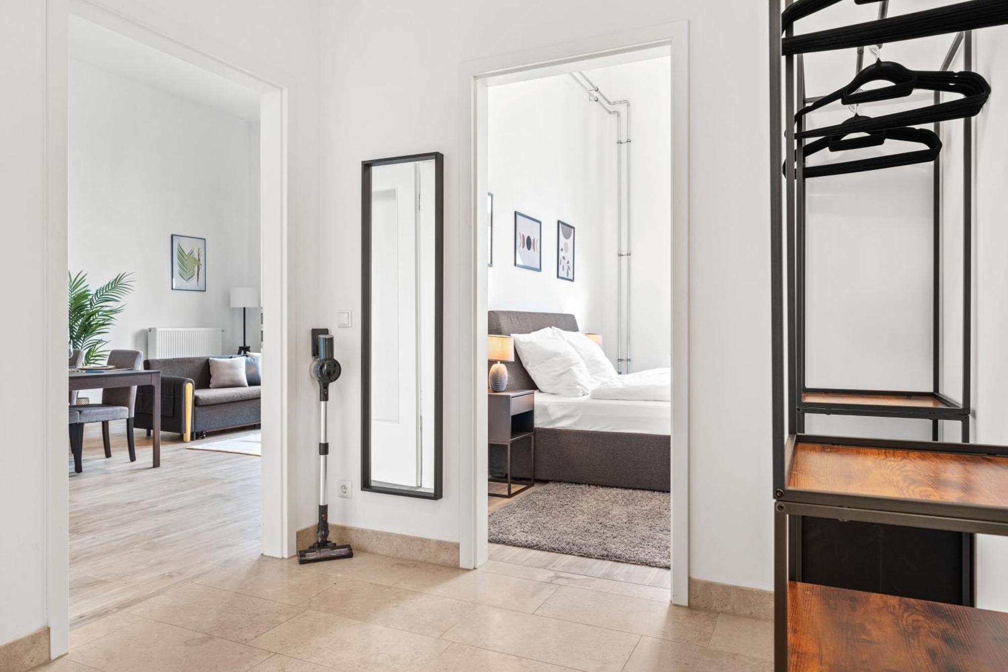 Appartement Mint Ueber Der Stadt Parken Kueche Wifi *