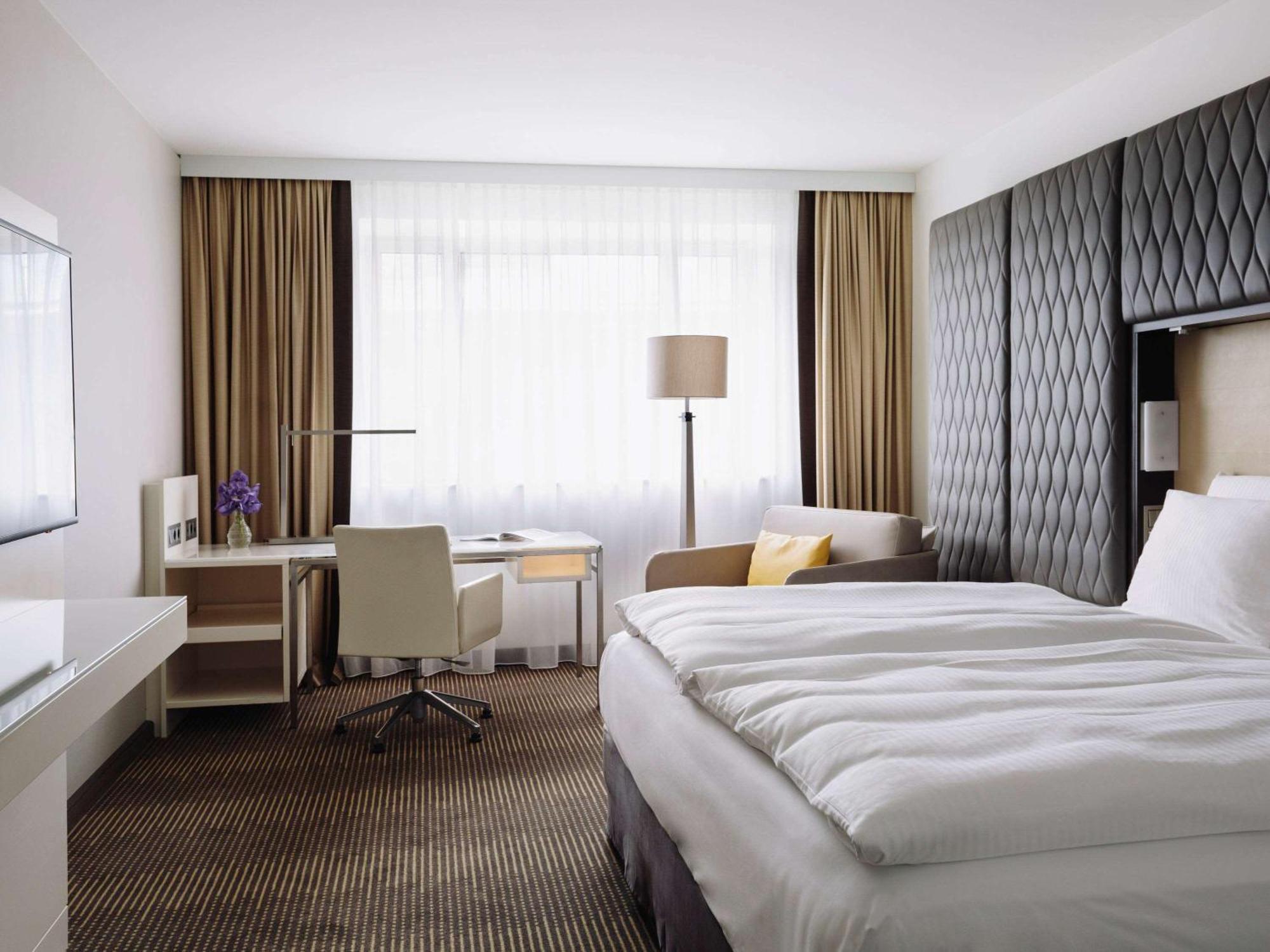 Hotell Pullman Schweizerhof Berlin