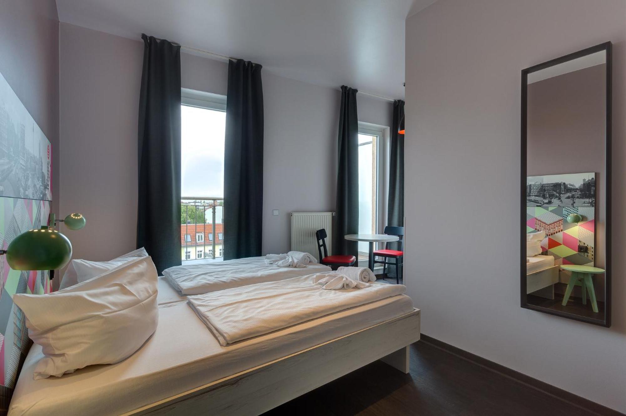 Hotell Meininger Alexanderplatz