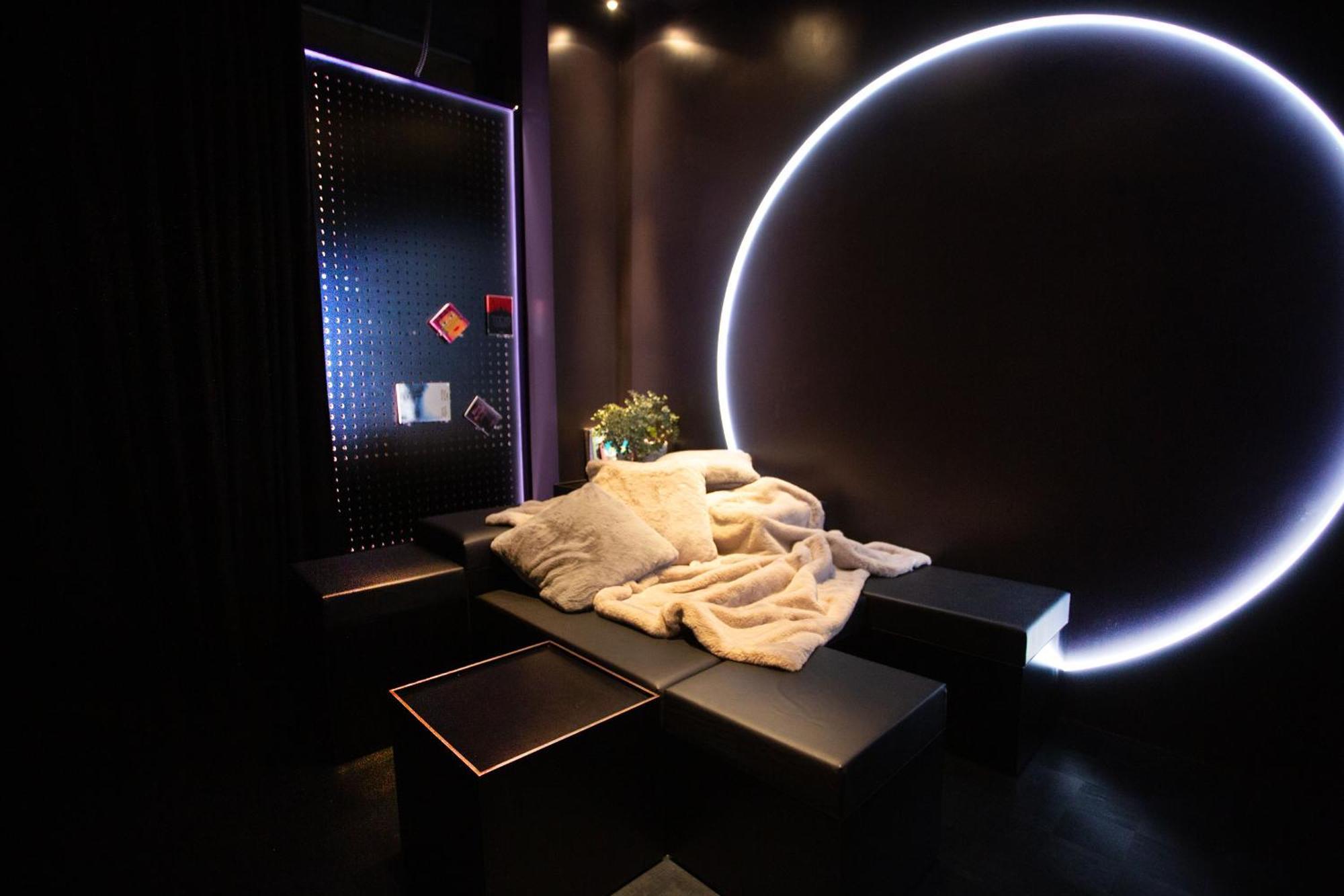 Your Very Unique Private In Kreuzberg Apartment