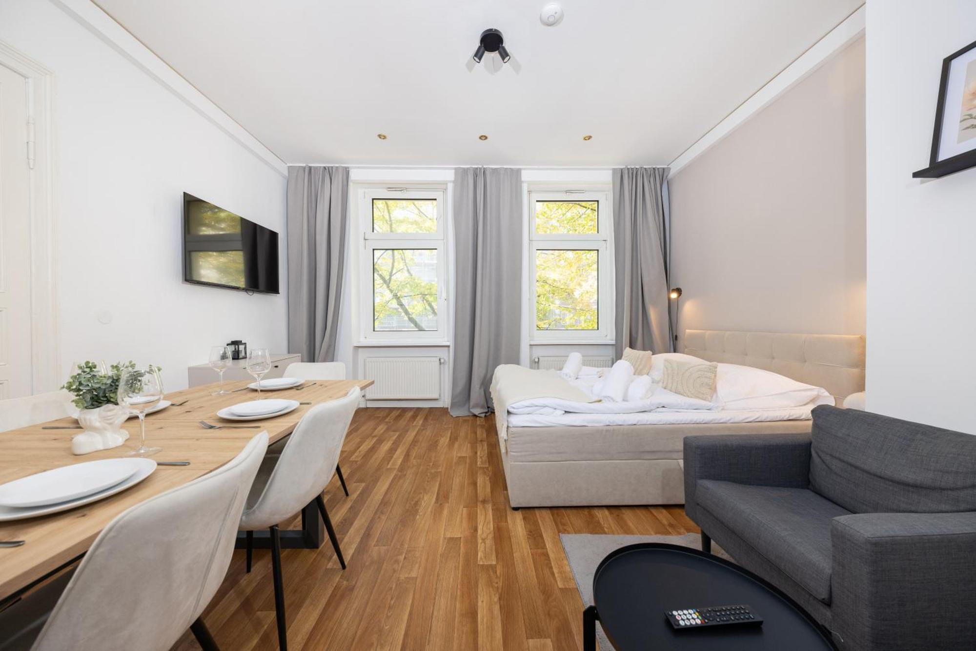 4 Grosse Kueche Balkon Am Maybachufer