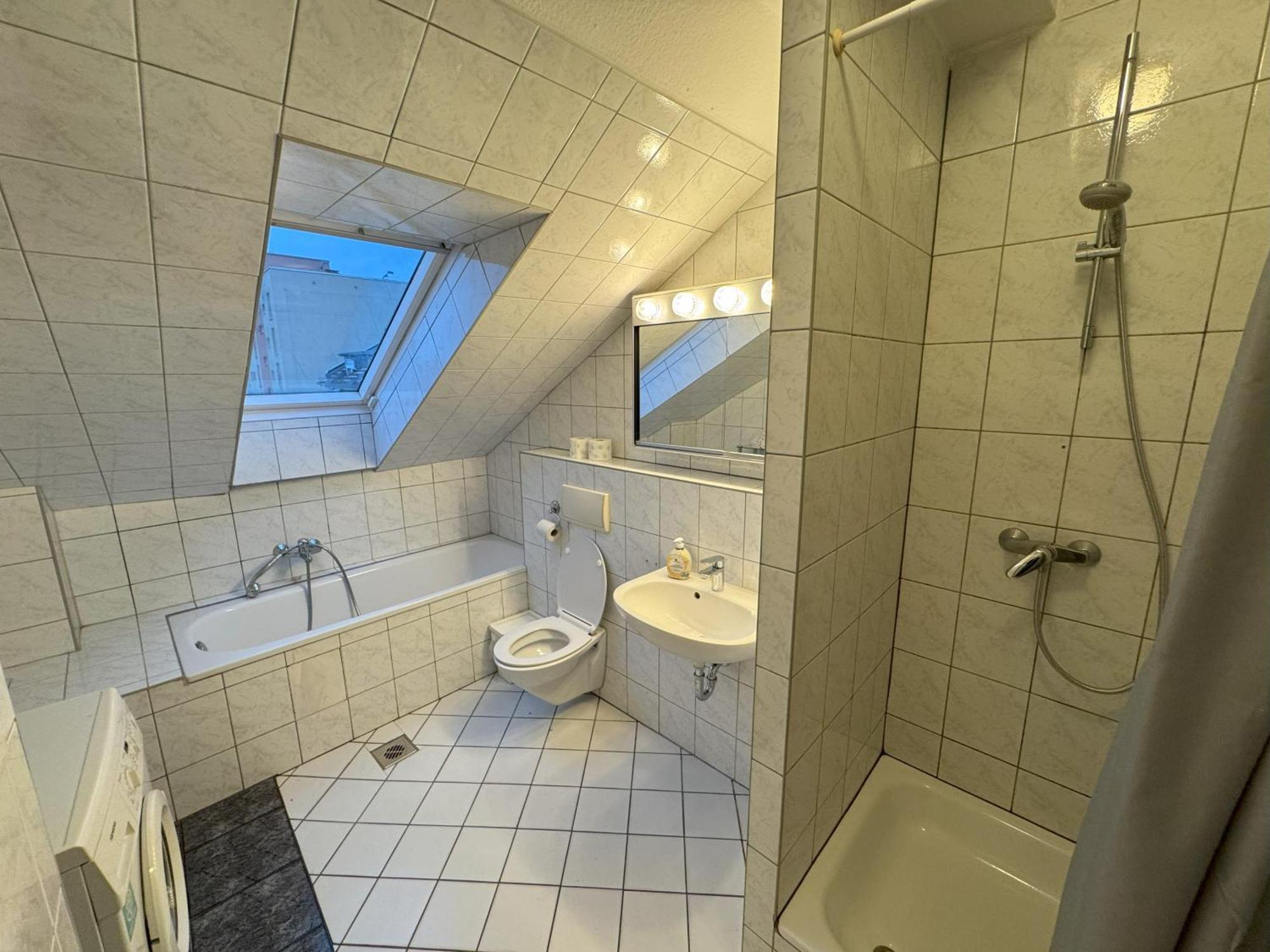 M M Gruppen, Handwerker Und Monteure Budget * Berlin