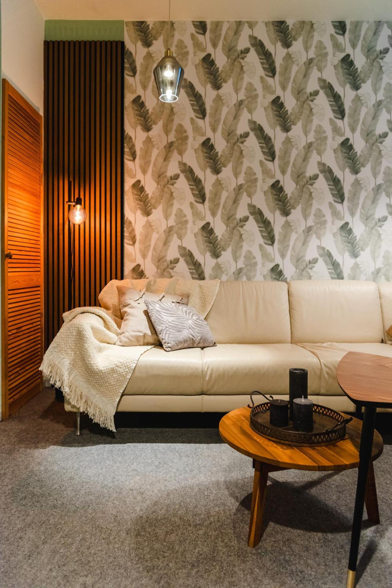 Oomph The Grand Group & Family Retreat Apartment *