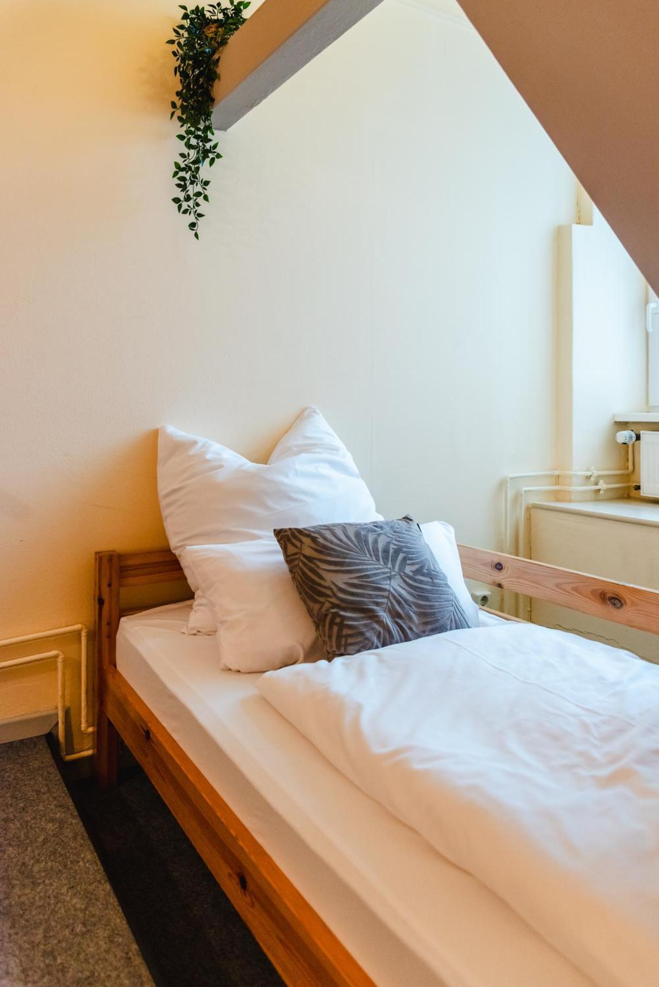 Oomph The Grand Group & Family Retreat Apartment