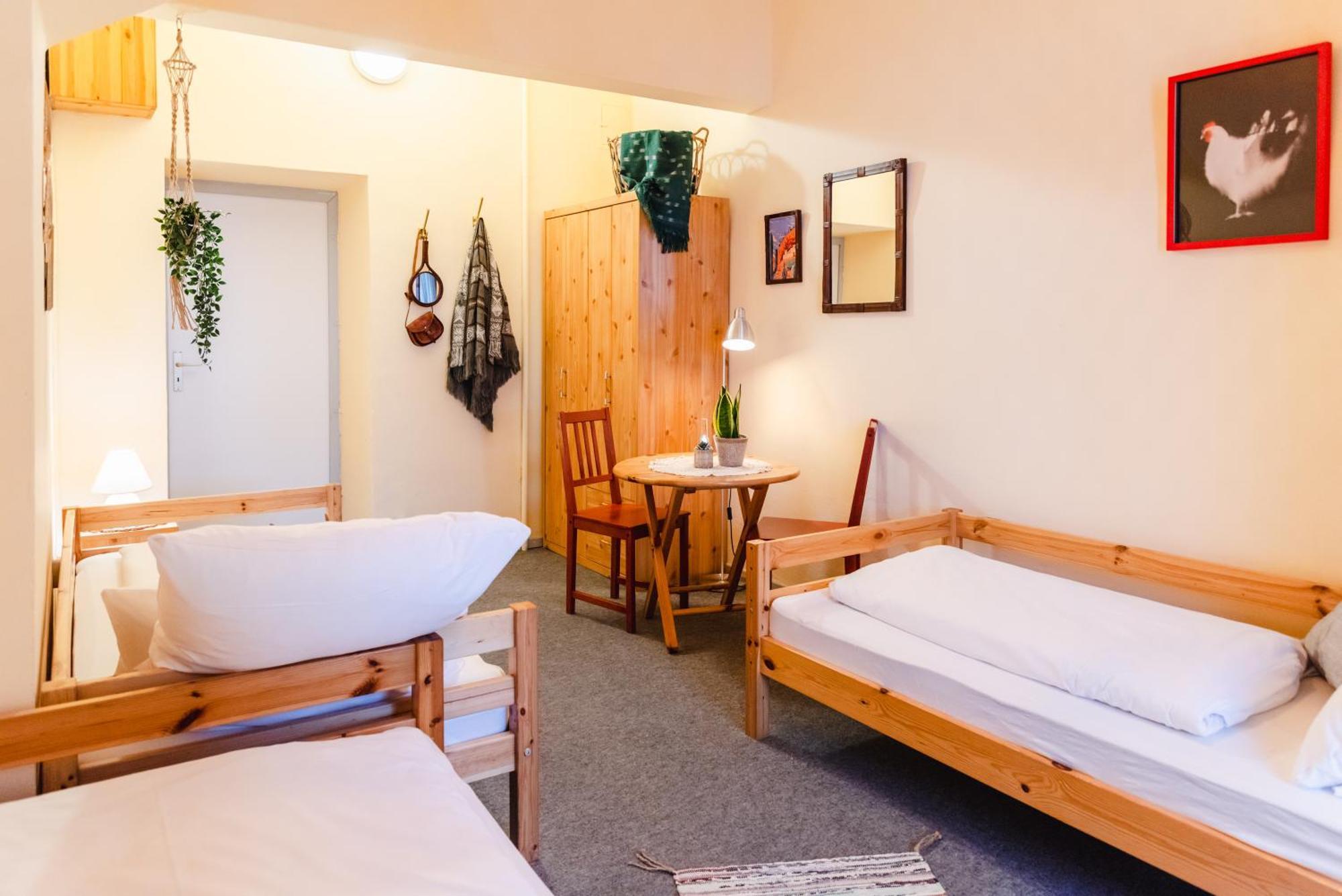 Oomph The Grand Group & Family Retreat Apartment *