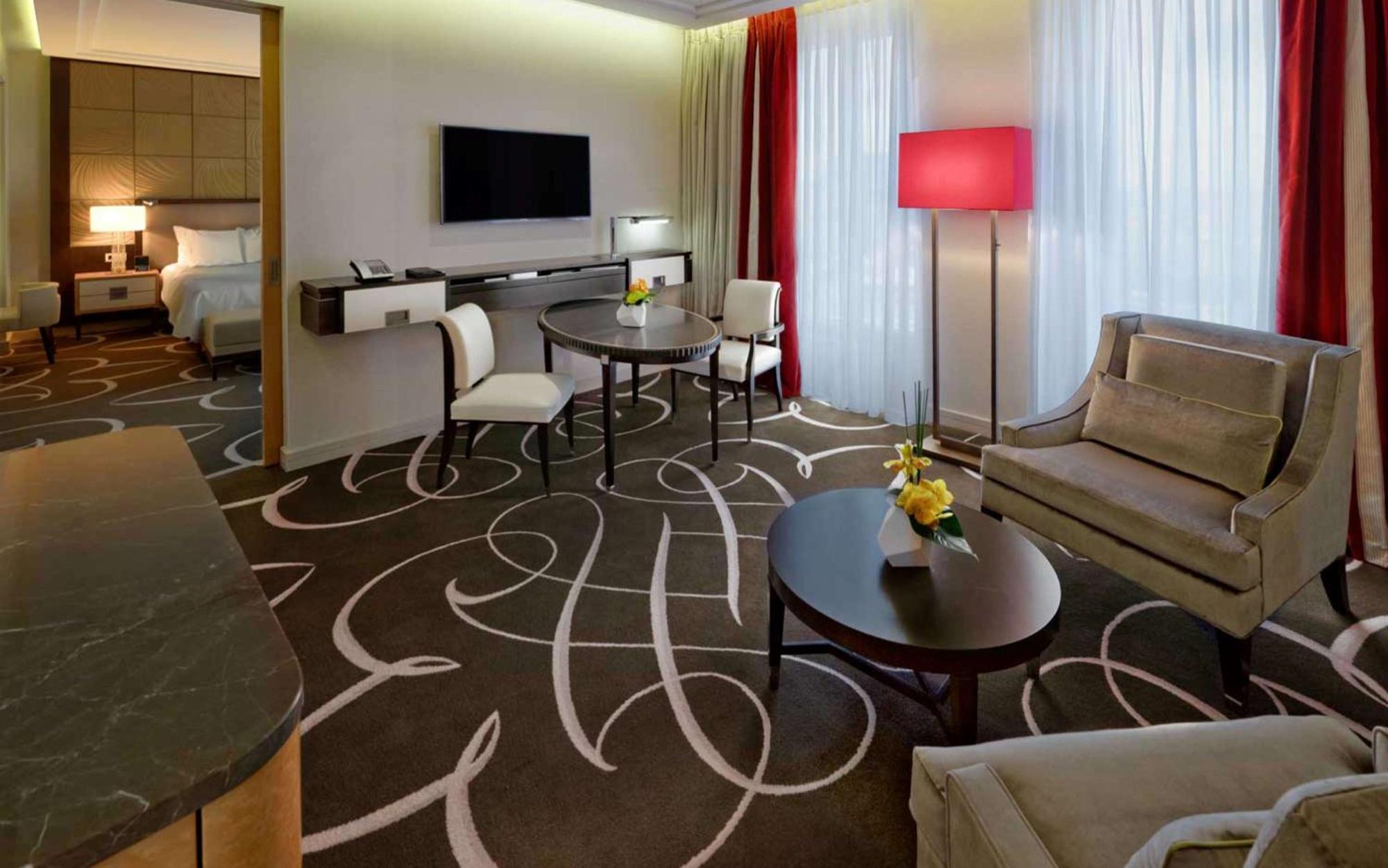 Hotell Waldorf Astoria 5*