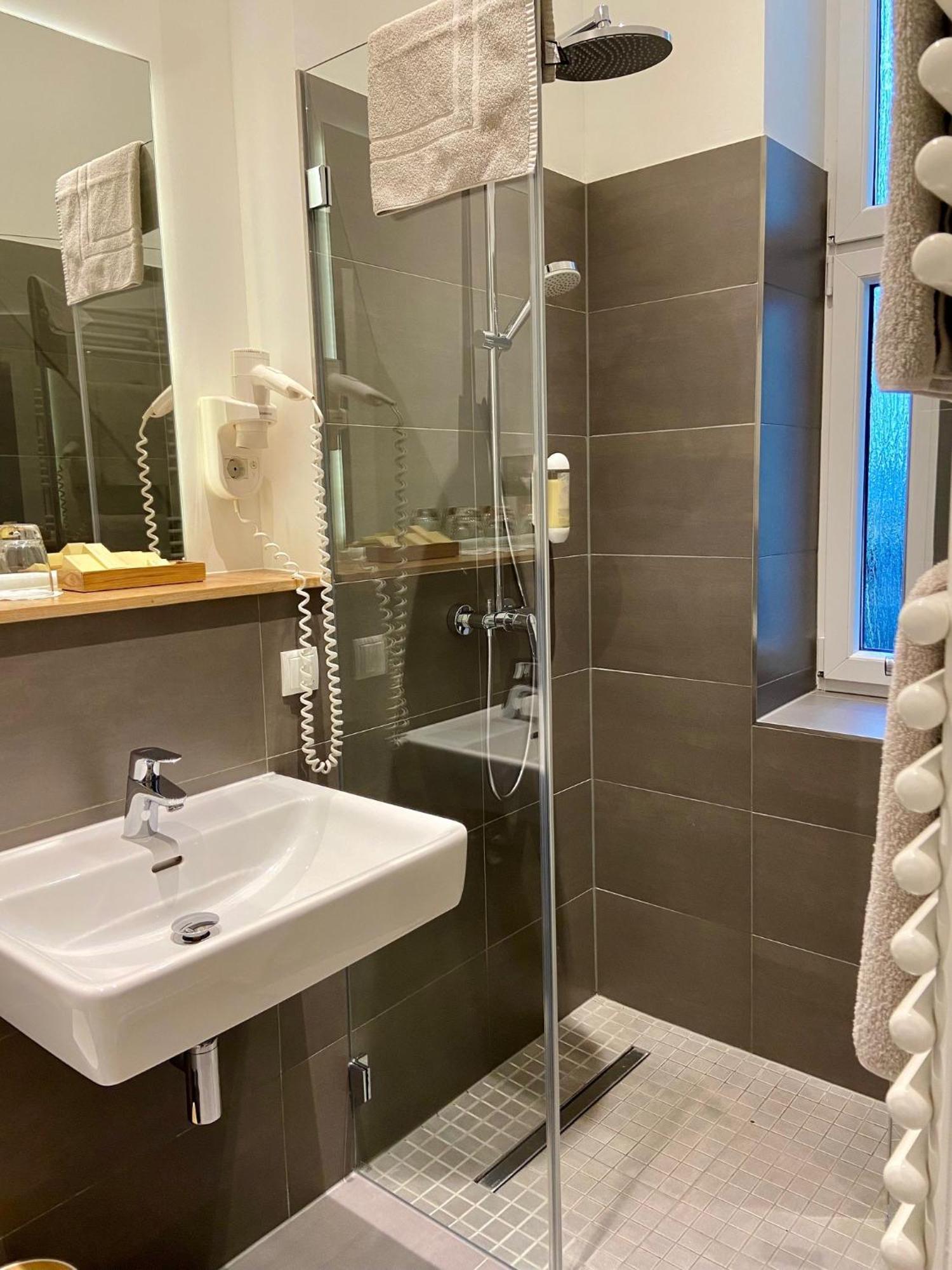 Hotell 38 3*