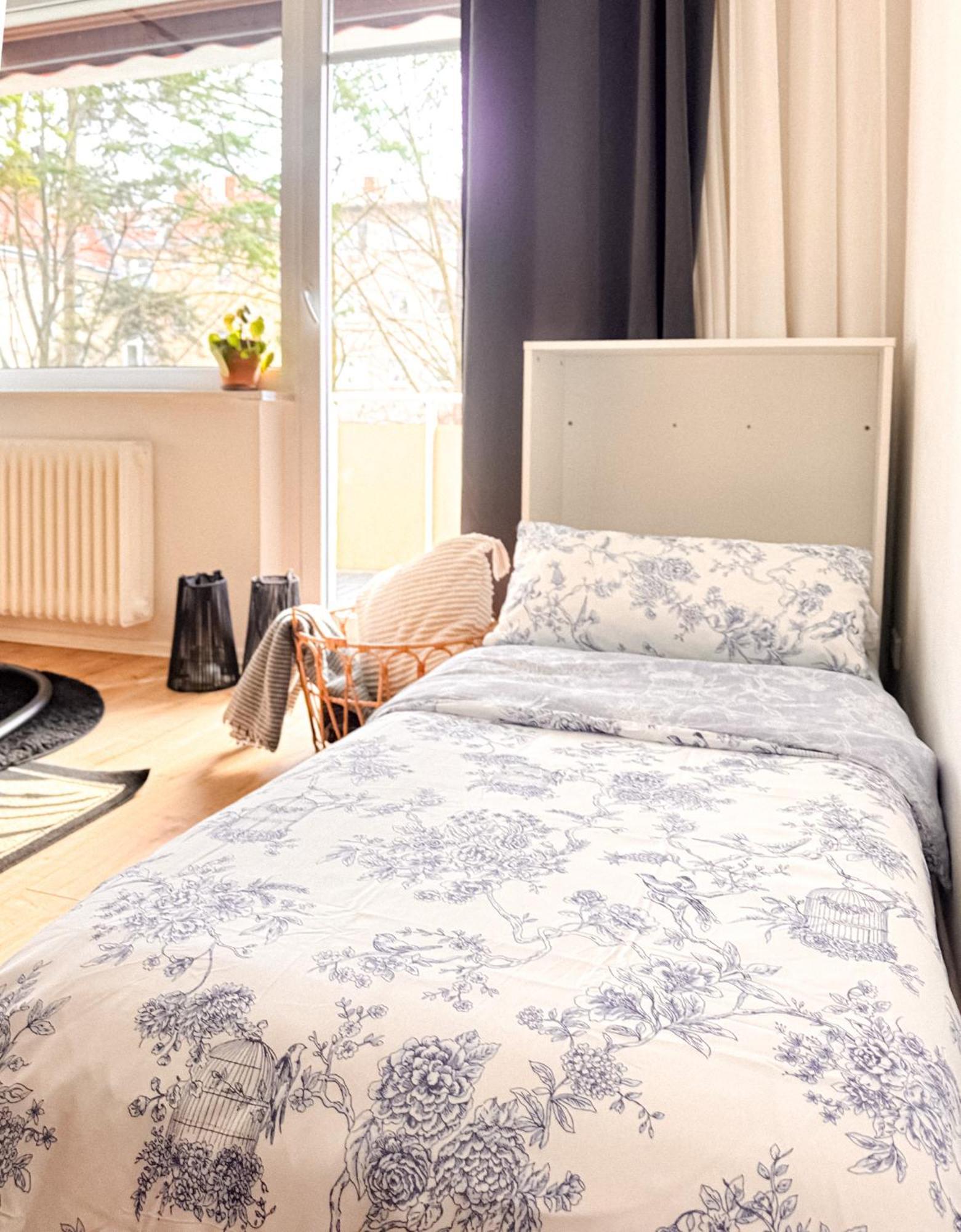 Appartement 01 Bedroom In Mitte-up To 5 People-private Free Parking Berlin