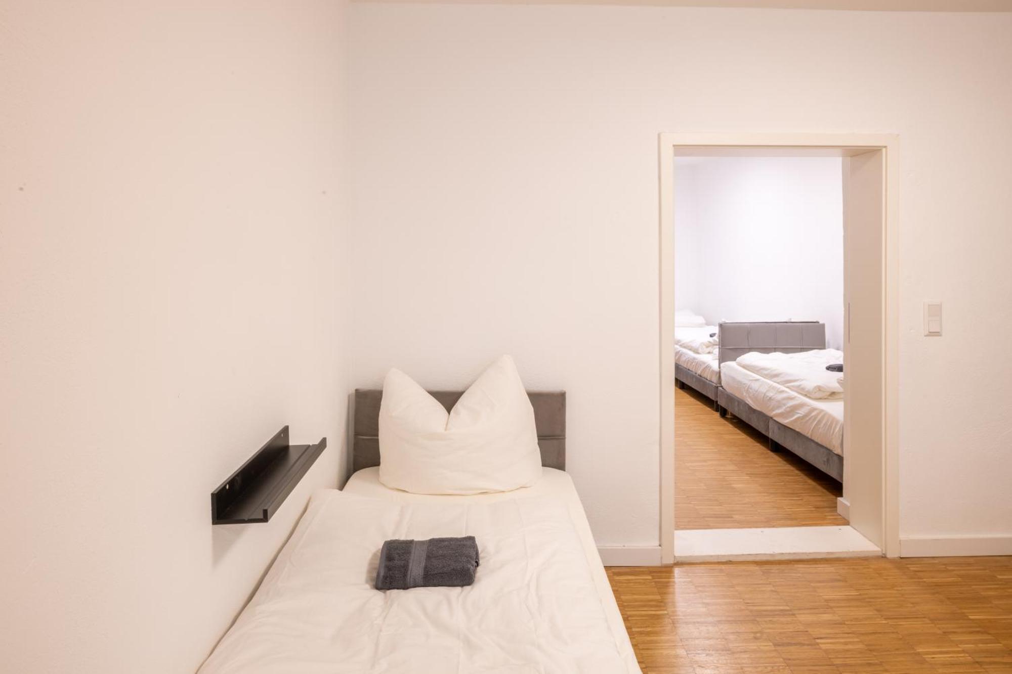 Apartment 100qm2, Superior Suite, 7 Beds, Rain Shower Berlin