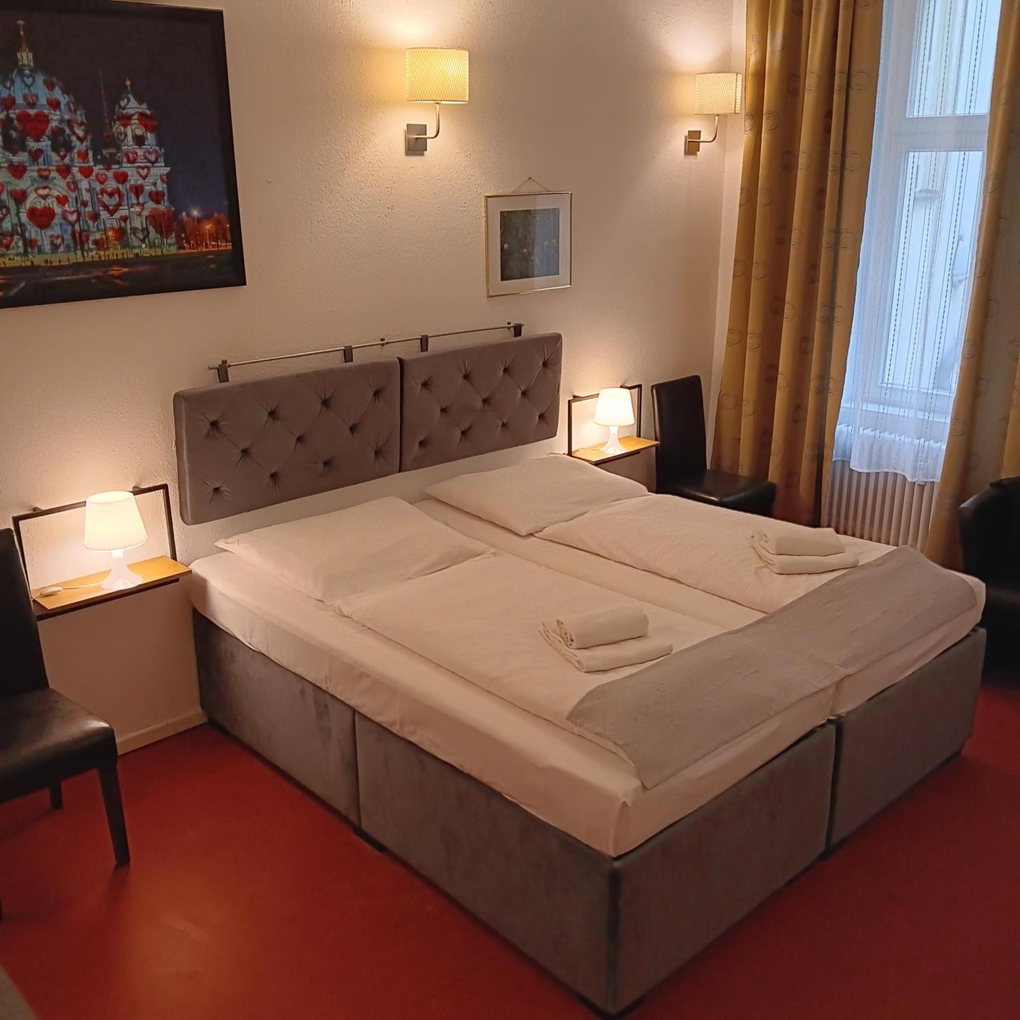Amelie Hotell 3*