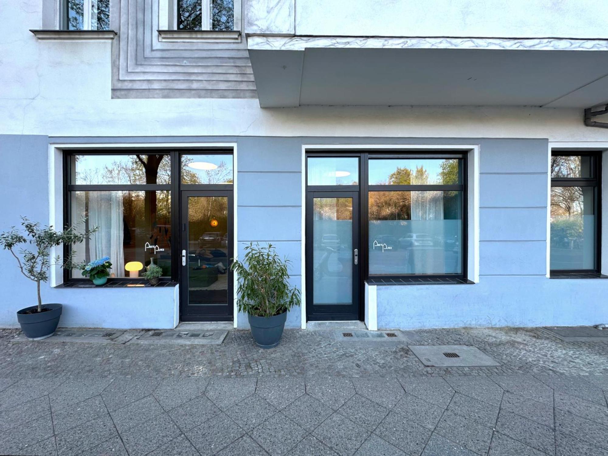 Poets Place Design In Kreuzberg - Space For 8 Persons Lejlighed *
