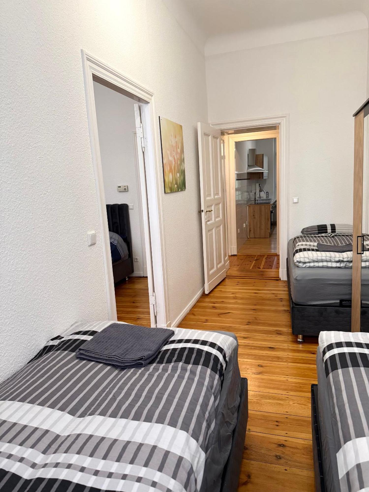 Sehr Zentrale Fuer Bis Zu 6 Gaeste - Nah Gelegen Zum Kurfuerstendamm, Potsdamer Platz Und Kreuzberg In 10 Minuten * Berlin