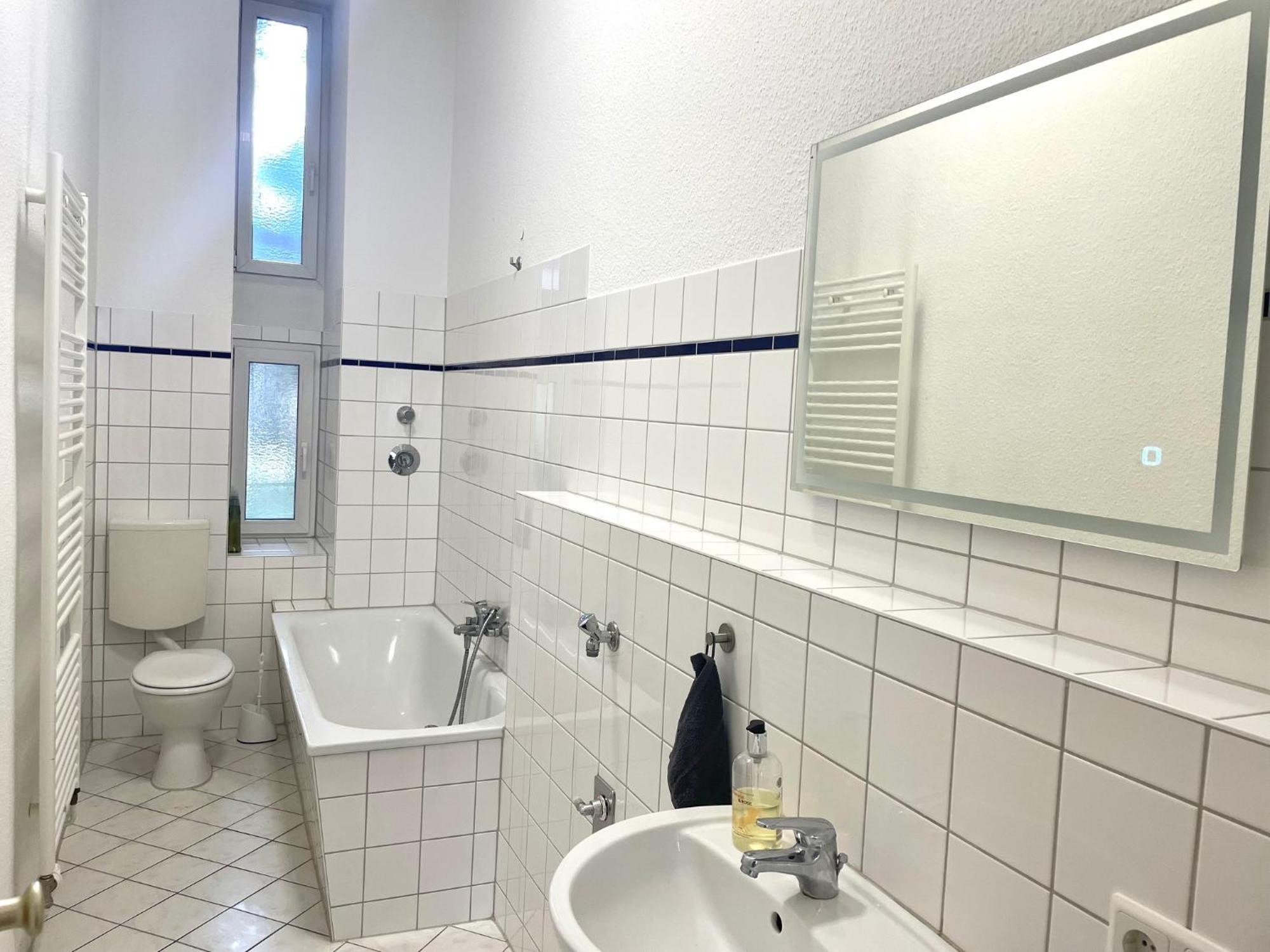 Appartement Sehr Zentrale Fuer Bis Zu 6 Gaeste - Nah Gelegen Zum Kurfuerstendamm, Potsdamer Platz Und Kreuzberg In 10 Minuten *