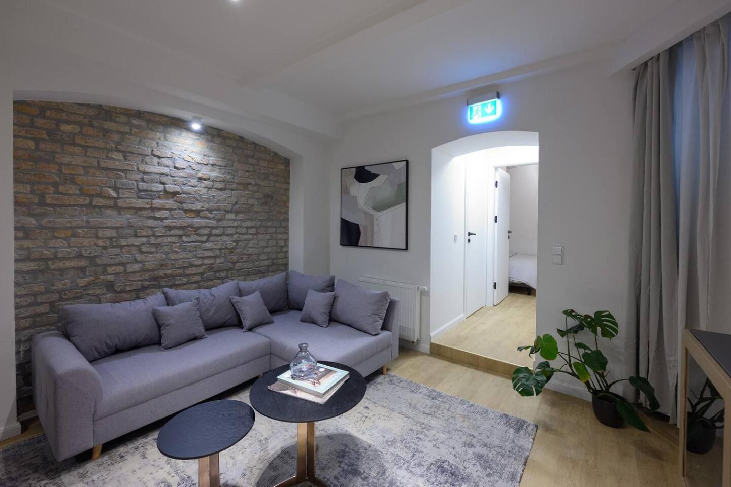 Apartment Spacious Apartments In Mitte- Feel The Citycenter *