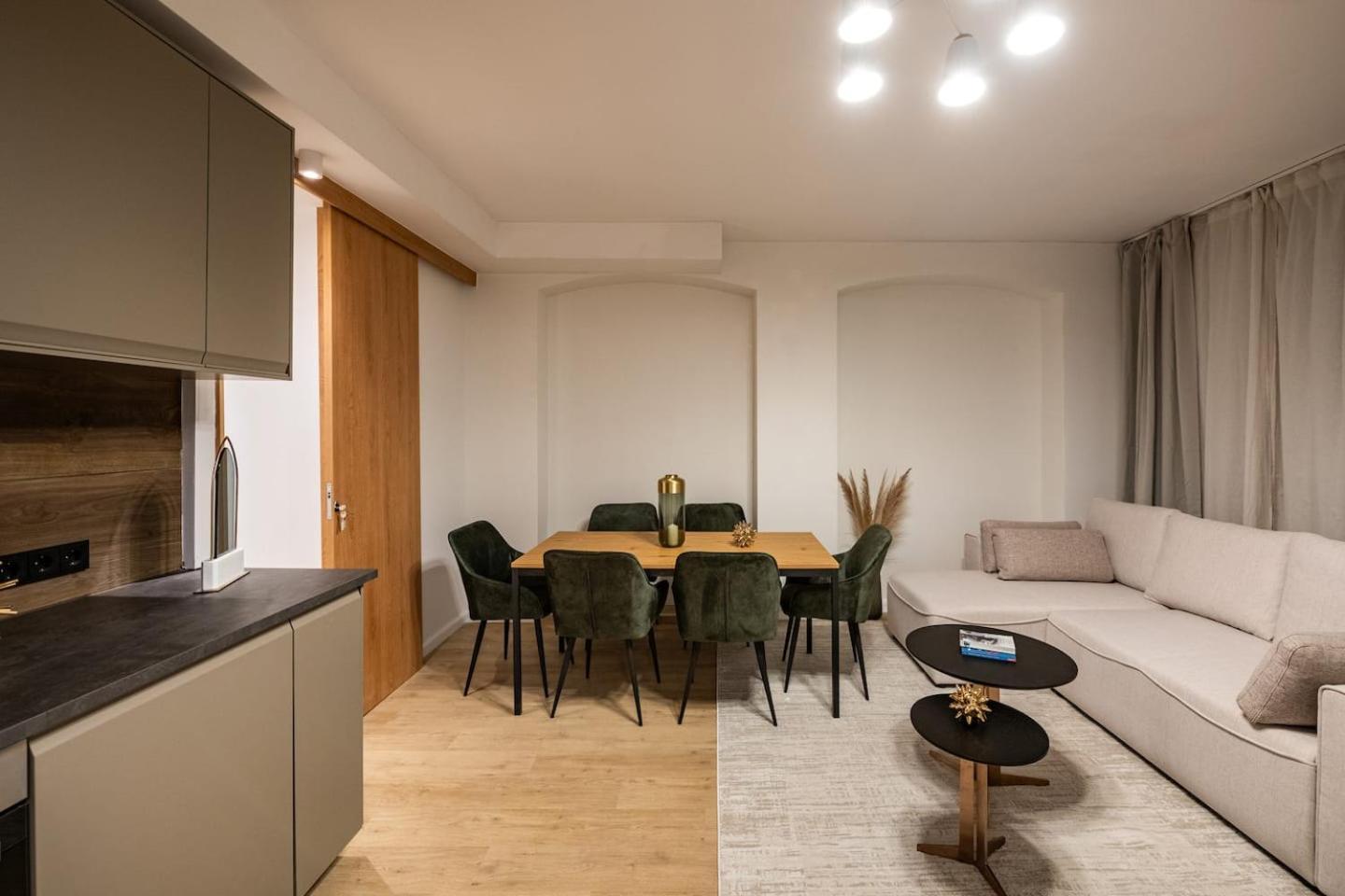 Apartment Spacious Apartments In Mitte- Feel The Citycenter *