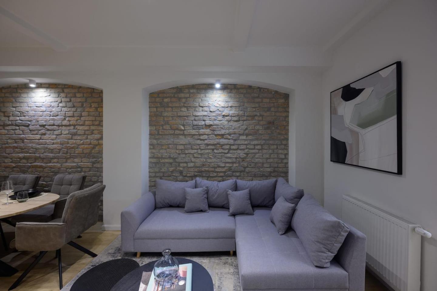 Spacious Apartments In Mitte- Feel The Citycenter