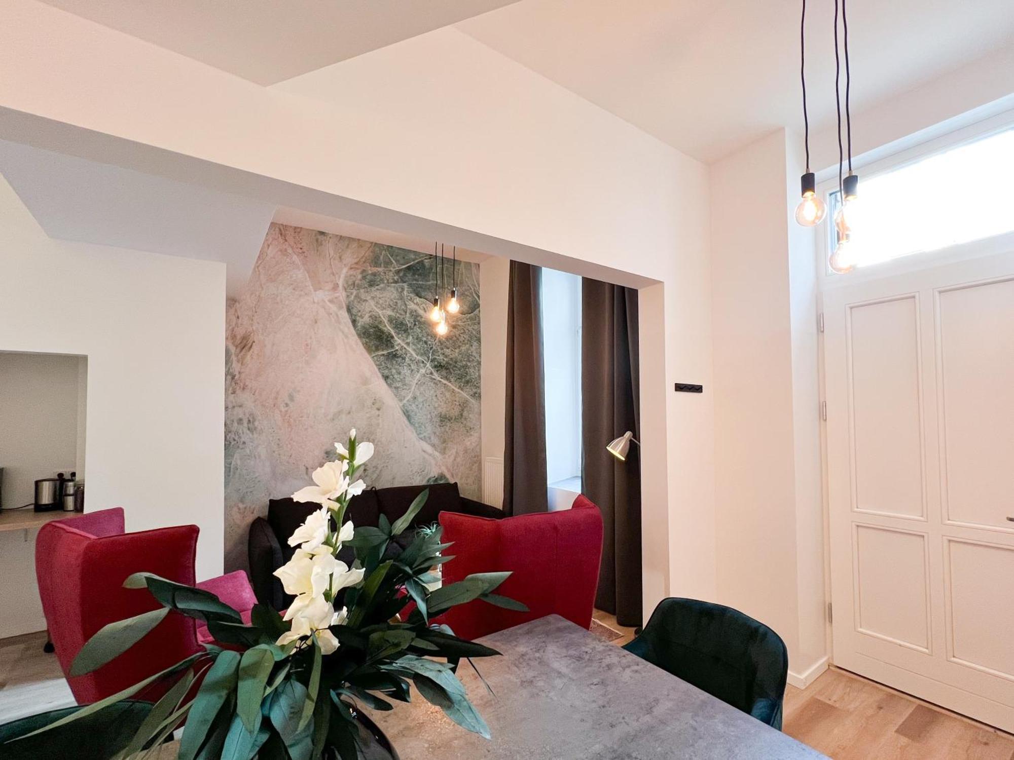 Oomph The Grand Group & Family Retreat Apartment Berlin