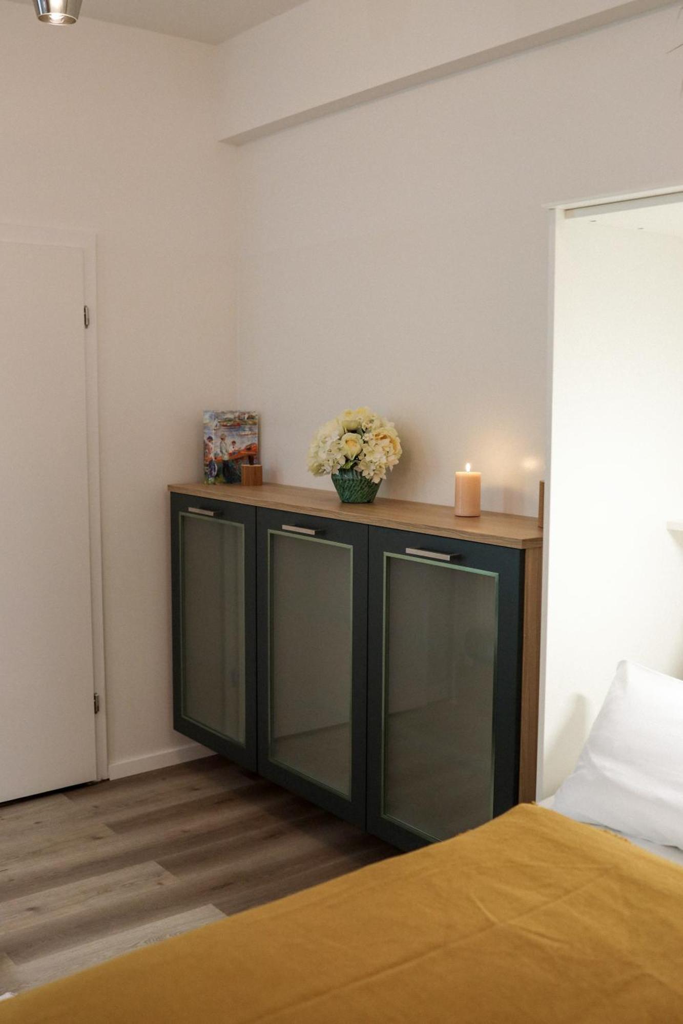 Oomph The Grand Group & Family Retreat Apartment