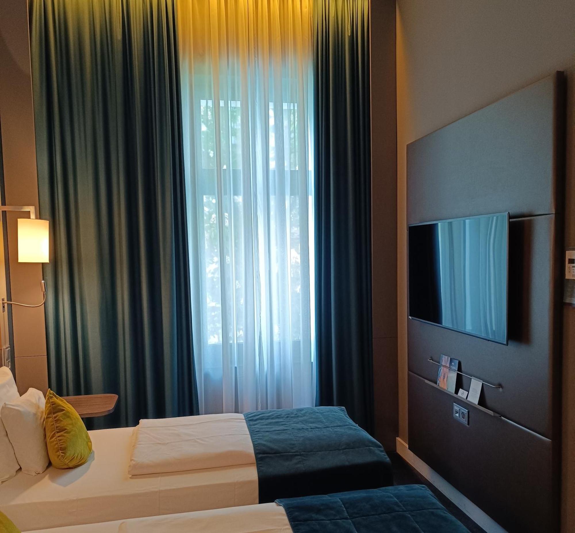 Hotell Mercure Hotel Berlin Wittenbergplatz