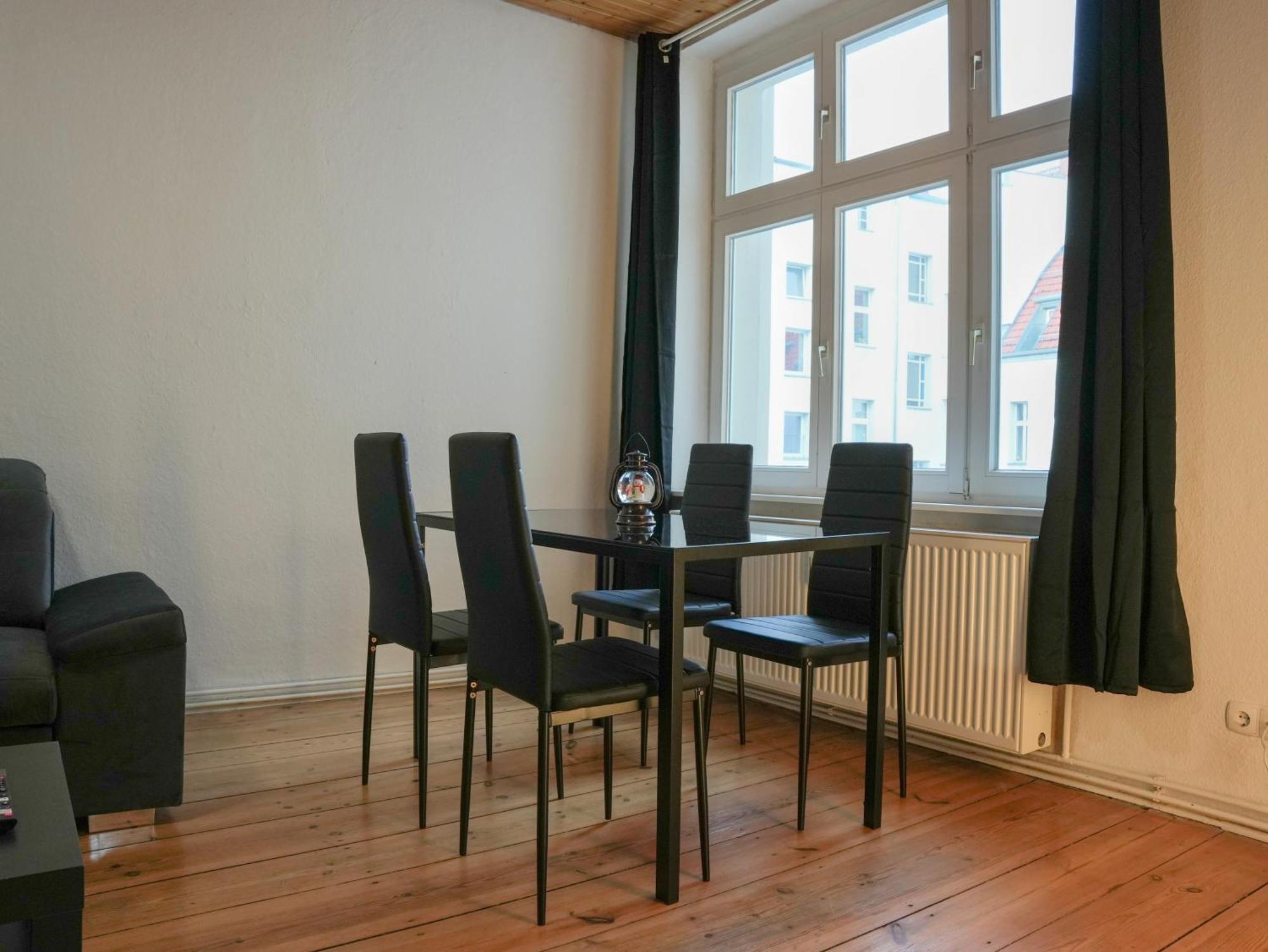 Charmante Altbau In Chb Appartement