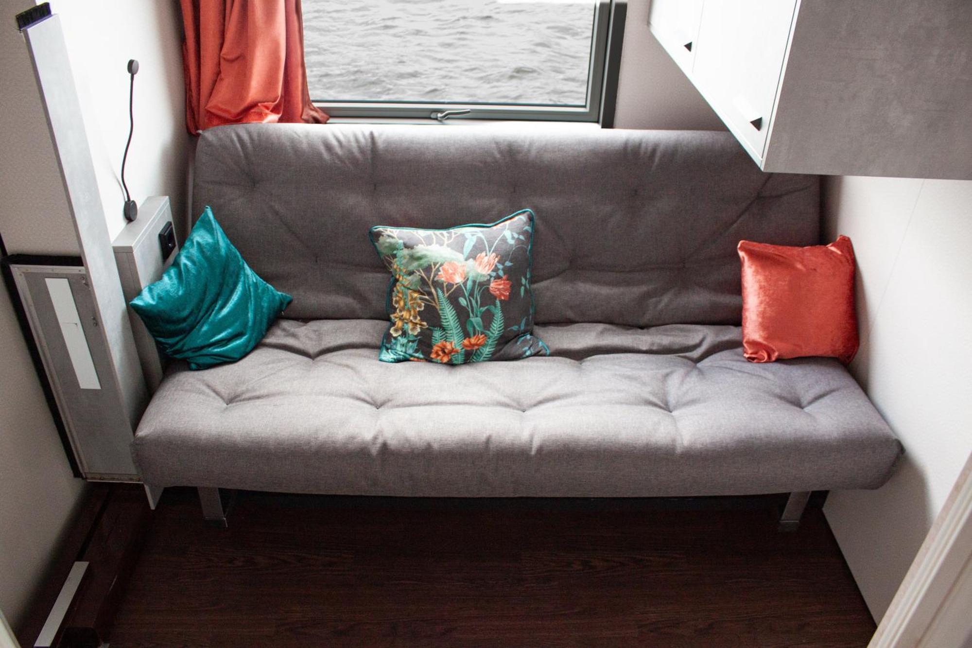 Holiday home Moonrooms - Luxus Hausboot *