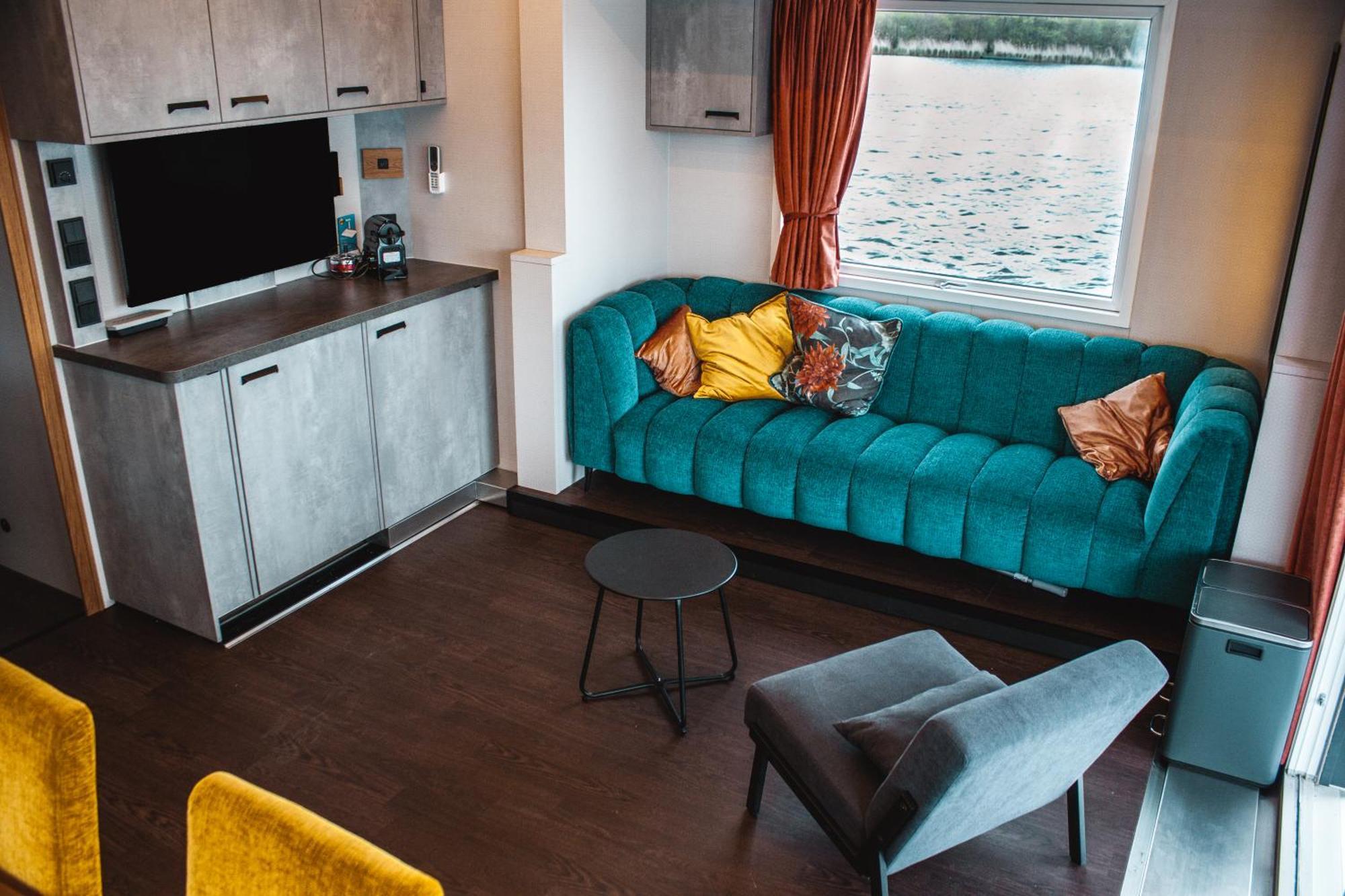 Holiday home Moonrooms - Luxus Hausboot *