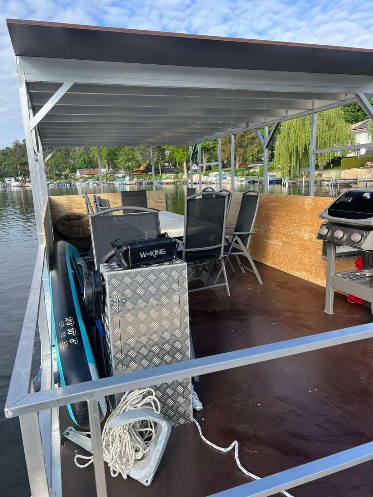 Party Grill Boot Botel Berlin
